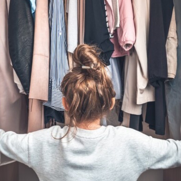 🌸⭐️Like this to be notified when I go live! ⭐️🌸 - Picture 1 of 13